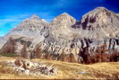 Vallée Étroite - Valle Stretta - Ruines de granges sur le chemin du Col des Thures vers 2090 m