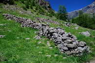 Champolon - Vallon de Mollion - Traces d'anciennes exploitations