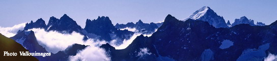 Massif des Écrins dominé par la Barre