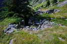 Travers des Lacs - Vestiges de cabanes en pierres sches