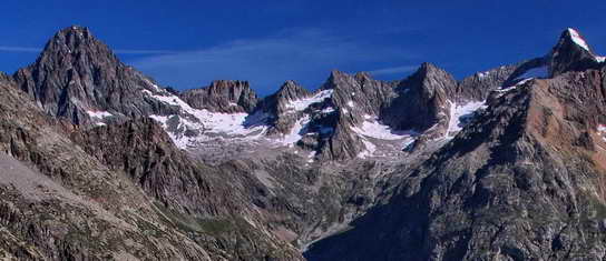 Massif des crins - Vallon des tages - Aiguille du Plat de la Selle (3596 m) et Massif du Soreiller