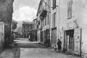 Haute Provence - Haute Bléone - La Javie (vers 800 m) - Rue principale vers 1905