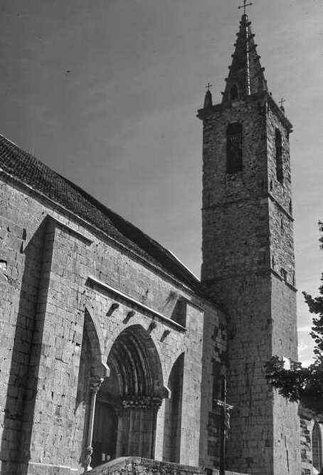 Seyne - L'église Notre-Dame-de-Nazareth