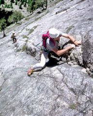 Ailefroide - Escalade en fissure à Palavar