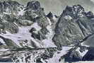 La Vallouise - Glacier Noir - Les séracs au-dessus de la jonction - Mont Pelvoux (3946 m) et Pic Sans Nom (3913 m)
