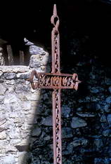 Le Grand Parcher - Chapelle Saint-André - Croix monumentale en fer forgé de 1891