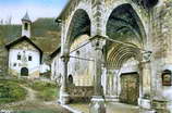 Vallouise - Porche de l'�glise, Chapelle des P�nitents vers 1950