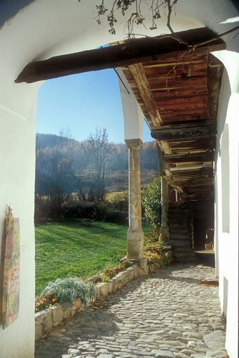 Puy-Saint-Vincent - Les Alberts - Maison traditionnelle � arcades