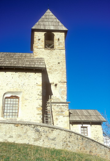 Puy-Saint-Vincent - Les Pr�s - Chapelle Sainte Marie-Madeleine