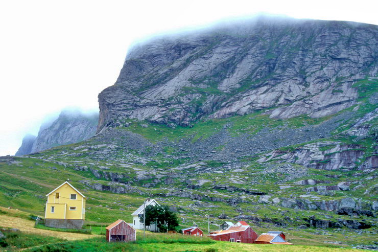 Sørvågen - Bunesfjorden - Bunes