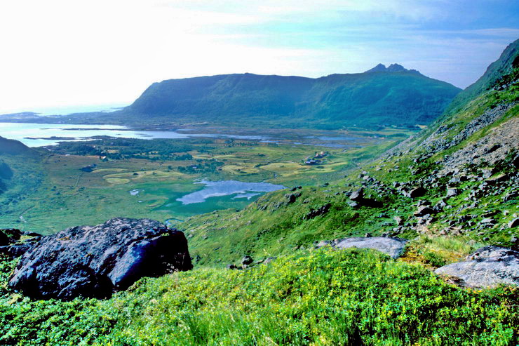 Stamsund - Monte au Justadtinden - Skifjorden