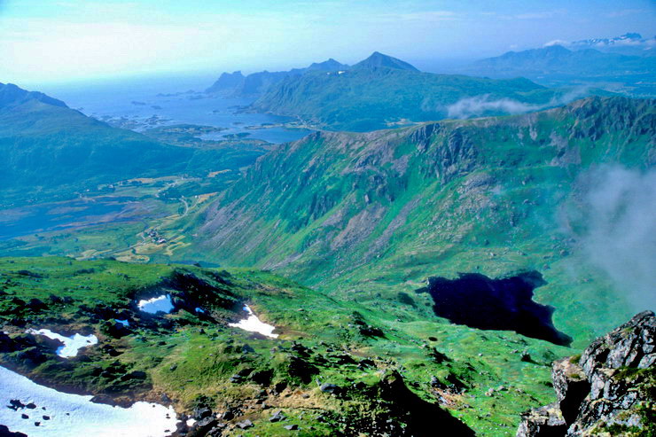 Stamsund - Monte au Justadtinden - Vers le sud - Finnstadpollen