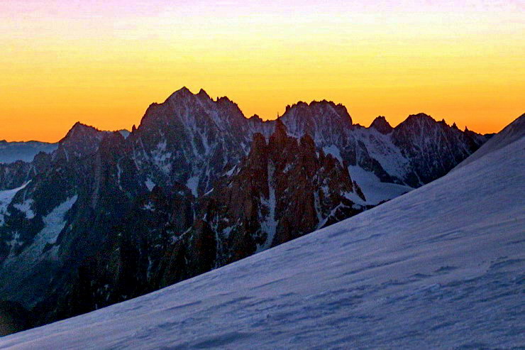 Mont-Blanc - Au sommet de l'Aiguille du Go�ter (3863 m) - Aiguille Verte (4121 m) et Droites (4000 m)