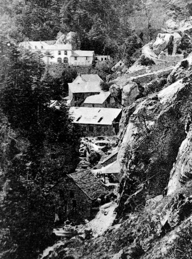 Mines d'argent du Fournel - L'�tablissement dans les gorges au bord du Fournel