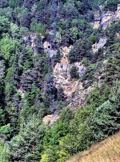 Mines d'argent du Fournel - L'�tablissement dans les gorges au bord du Fournel