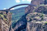 L'Argentière-la-Bessée - le siphon sur la conduite forcée de la Gyronde, au dessus des gorges de la Durance