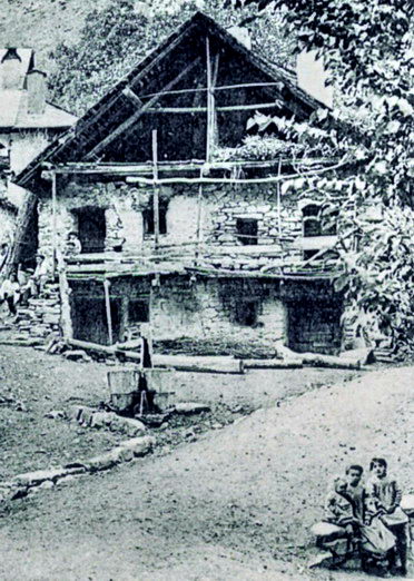 Valle de Freissinires - Les Viollins (1285 m) - Maison traditionnelle