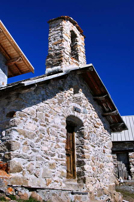 Saint-Martin-de-Queyrires - Ratire (1796 m), Chapelle Sainte-Anne