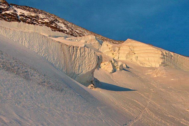 Barre des crins (4102 m) - Lever de soleil sur la face nord