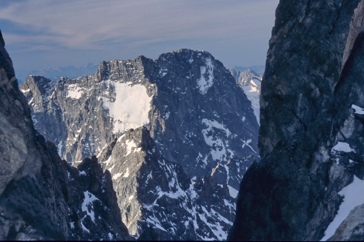 Barre des Écrins (4102 m) - Brèche Lory (3974 m) - L'Ailefroide (3954 m)