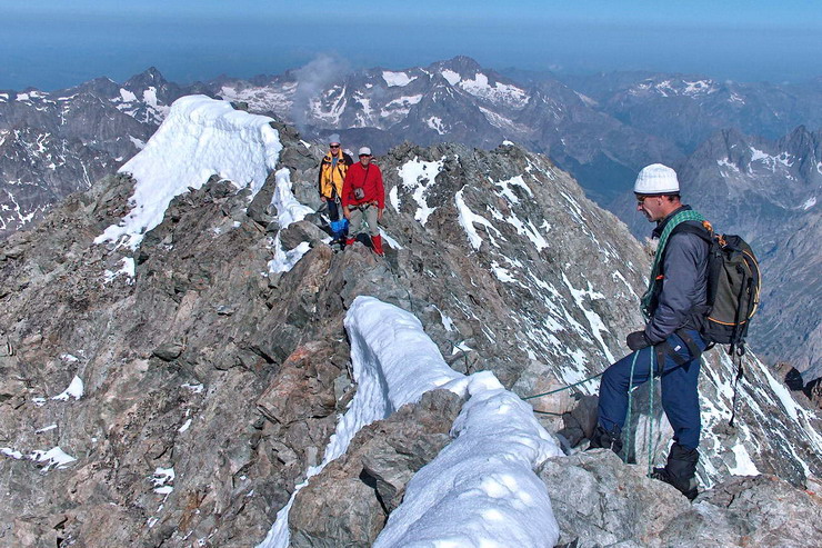 Barre des Écrins (4102 m) -  Parcours de l'arête sommitale de la Barre