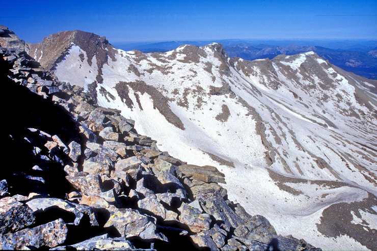 Tête de l'Estrop (2961 m) - Du sommet ouest (2927 m) au Col de Vautreuil (2582 m)
