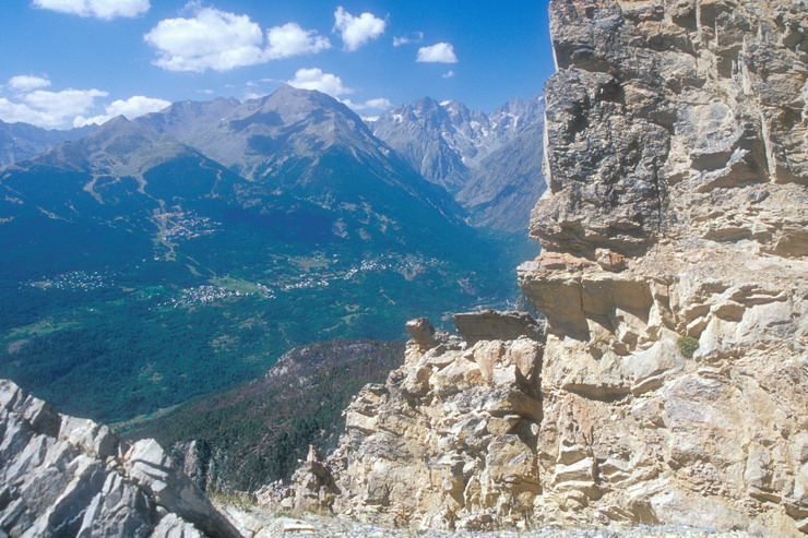 Tour de Montbrison - Croix de la Salcette (2331 m) - L'Aiglire (3308 m)