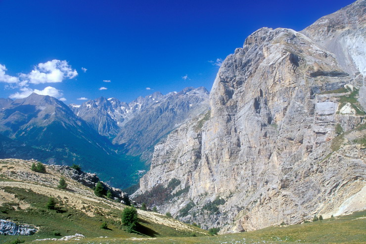 Tour de Montbrison - Croix de la Salcette (2331 m) - Valle de l'Onde - Tte d'Aval (2698 m)