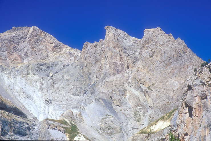 Tour de Montbrison - Serre des Hires (2063 m) - Tte d'Amont (2815 m) - Pic de l'Aigle (2698 m)