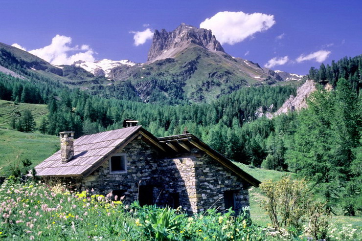 Vallée Étroite - Les Serres (1800 m) - Grand Séru (2888 m)