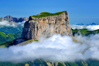 Mont Aiguille, vu de Tête Chevalière